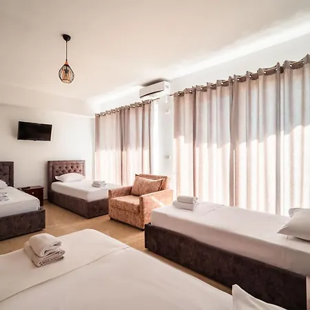 Hotel Alnes 3*