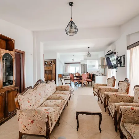 Alnes Sarande