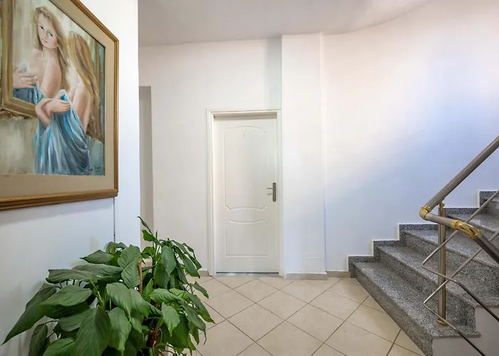 Hotel Alnes Sarandë