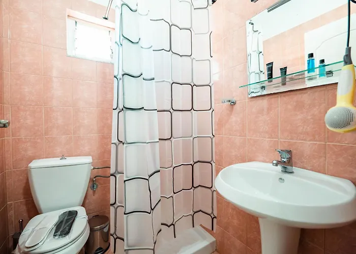 Hotel Alnes Sarandë