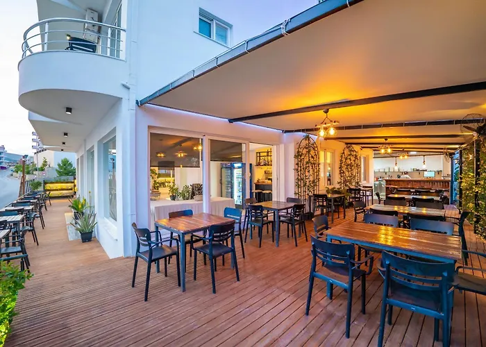 Hotel Alnes Sarandë